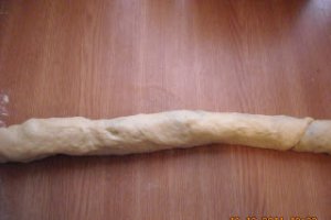 Cozonac cuib de viespi