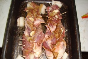 Muschiulet de porc impletit cu bacon si usturoi