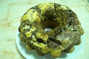 Guguluf cu cacao si ciocolata