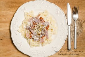 Paste Farfalle cu ton si germeni de schinduf