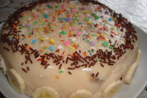 Tort racoritor cu banane