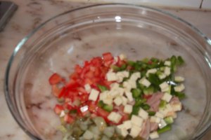 Salata de cus-cus cu pui si legume