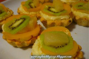 Mini-tarte cu fructe