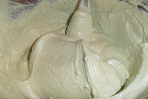 Minitortulete cu crema de branza si matcha