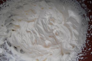 Minitortulete cu crema de branza si matcha