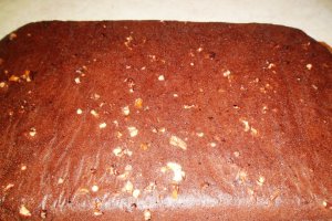 Negresa insiropata cu crema de galbenusuri si cafea