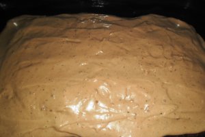 Negresa insiropata cu crema de galbenusuri si cafea