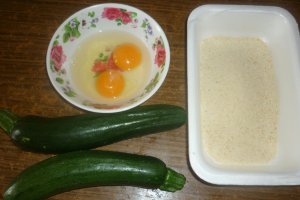 Chipsuri din zucchini (dovlecei)