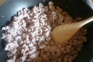 Musaca de zucchini (dovlecei) cu carne tocata la cuptor