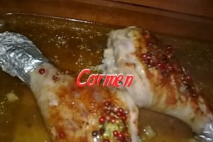Copane de curcan, cu cartofi si ciupercute si salata.