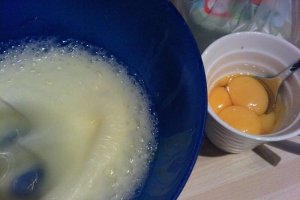 Tort cu ciocolata si crema