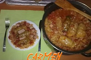 Sarmalute cu carne de porc si kaizer.