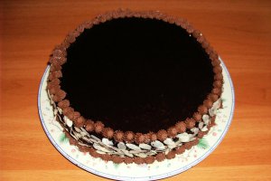 Tort de ciocolata. Reteta nr. 200