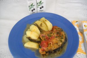 Peste cu rosii si sos de portocale