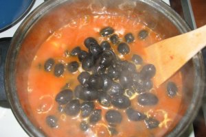 Papricas de pui cu masline