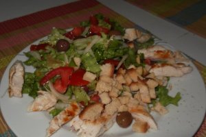 Salata cu pui