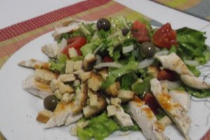 Salata cu pui