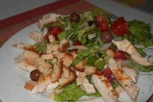 Salata cu pui