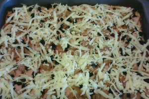 Pizza cu blat de conopida