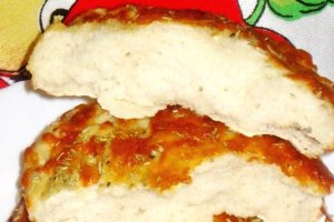 Painici pufoase cu cascaval si rosmarin
