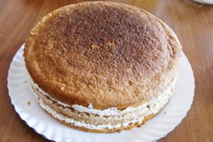 Tort cappuccino etajat