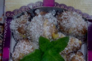 Cornulete alb-negru