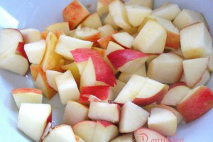 Tarta cu mere caramelizate