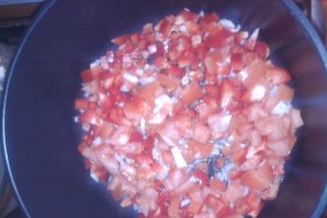 Mancare de carne cu legume si smantana