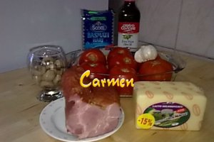 Rosii umplute cu sunca afumata,cascaval,ciuperci.