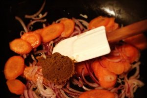 Peşte în curry verde thailandez