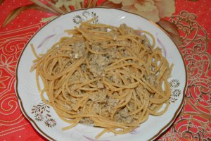 Spaghete integrale cu ton