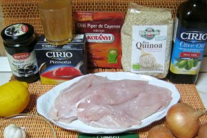 Piept de pui Chili Piper de Cayenne cu garnitura de quinoa
