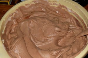 Tort cu mousse de ciocolata si jeleu de cafea