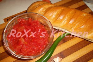 Bruschette cu sos picant