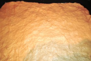 Crumble aromat, cu mere, portocale si nuci