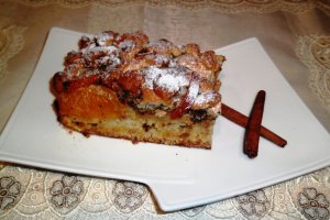 Crumble aromat, cu mere, portocale si nuci
