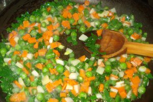 Orez cu legume si piept de pui