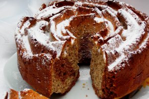Chec cu nuca si aroma de portocale