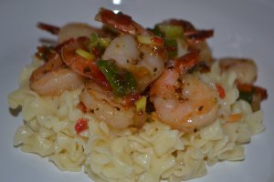 Creveti cu noodles