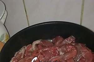Stroganoff cu mazare