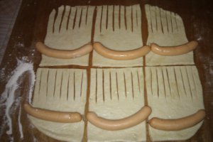 Rulouri cu cremwursti