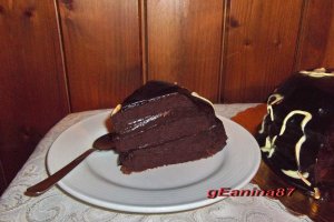 Tort de ciocolata