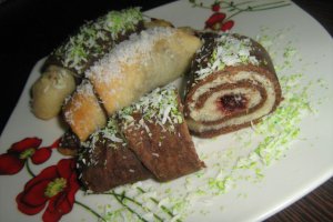 Cornulete bicolore de post