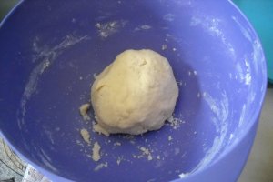 Tarta cu spanac si oua de prepelita