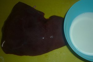 Ficat de porc neinecacios cu sos