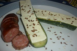 Zucchini copti cu branza si seminte
