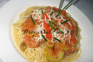 Spaghettini cu ton si legume