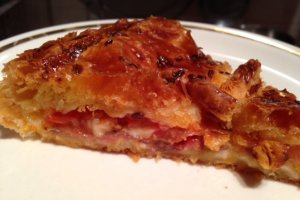 Pastourmadopita (placinta cu pastrama)