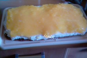 Prăjitură cu brânză şi cremă de fanta