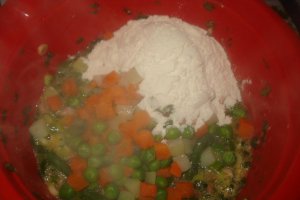 ''Briose'' cu carne si legume